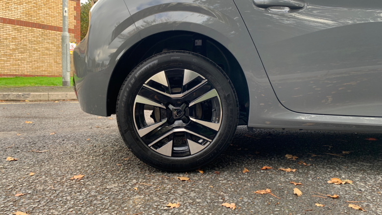 Peugeot 208 1.2 Hybrid 110 Allure 5dr e-DSC6 Petrol Hatchback